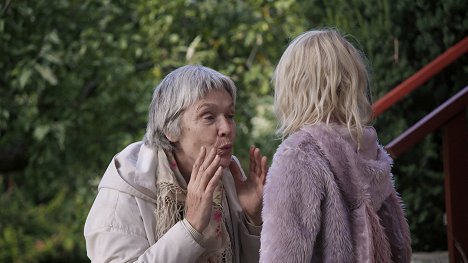 Ragnhild Hilt - Hos mormor - De la película