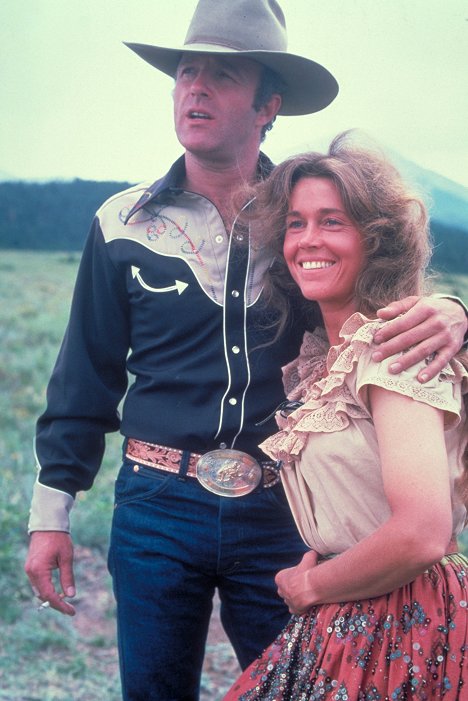 James Caan, Jane Fonda - Przybywa jezdziec - Z filmu