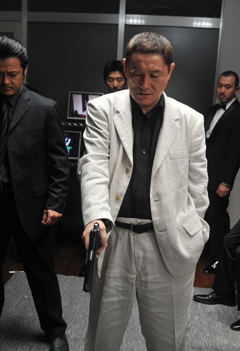 Takeshi Kitano - Autoreiji - Kuvat elokuvasta