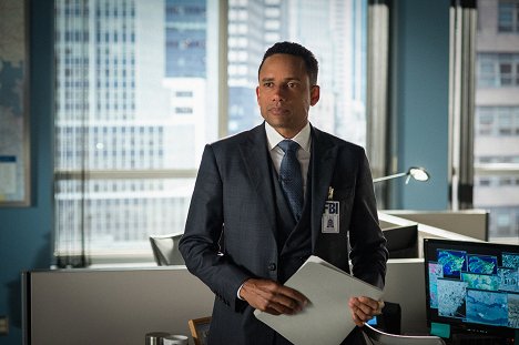 Hill Harper - Limitless - Side Effects May Include... - Photos