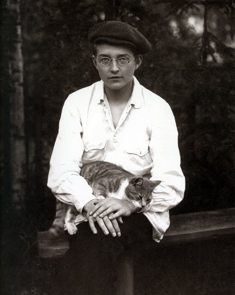 Dmitri Shostakovich - Dmitri Shostakovich – A Man of Many Faces - Photos