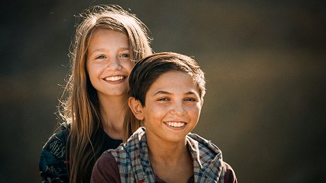 Flora Thiemann, Hagi Lacatus - Nellys Abenteuer - Filmfotos