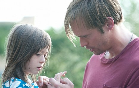 Onata Aprile, Alexander Skarsgård - ¿Qué hacemos con Maisie? - De la película