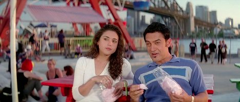 Preity Zinta, Aamir Khan - Dil Chahta Hai - Kuvat elokuvasta