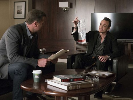 Hank Azaria - Ray Donovan - Norman Saves the World - Photos