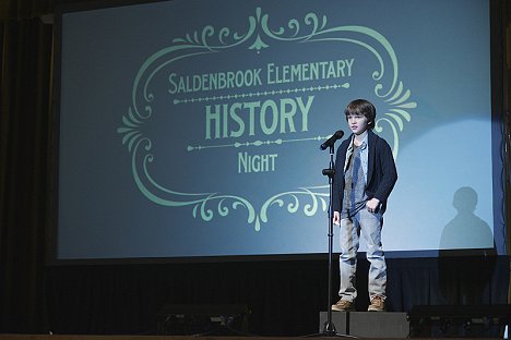 Gabriel Bateman - American Gothic - The Veteran in a New Field - Photos