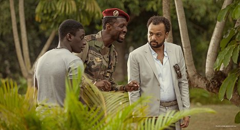 Ibrahim Koma, Thomas N'Gijol, Fabrice Eboué - Le Crocodile du Botswanga - Van film