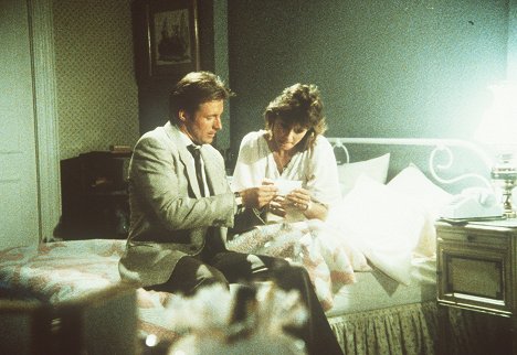Bruce Boxleitner, Kate Jackson - Scarecrow and Mrs. King - A Lovely Little Affair - Z filmu