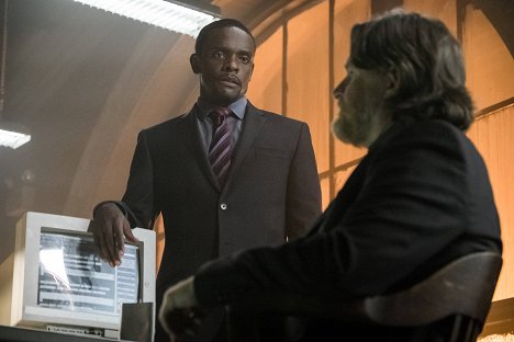 Chris Chalk - Gotham - Mad City: Better to Reign in Hell... - Van film