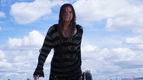 Maggie Geha - Gotham - Mad City: Burn the Witch - Photos