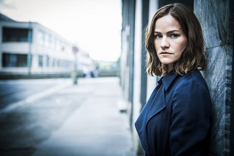 Kelly Overton - Legends - Season 2 - Promoción