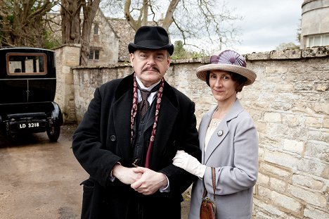 Kevin McNally, Christine Mackie - Downton Abbey - Flucht nach Downton - Werbefoto