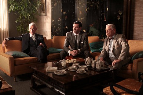 John Slattery, Jon Hamm, Robert Morse - Mad Men - Nadchodzą zmiany - Z filmu