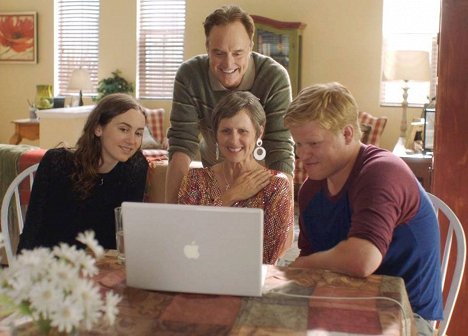 Maude Apatow, Bradley Whitford, Molly Shannon, Jesse Plemons - Other People - Filmfotók