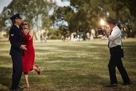 Hugo Weaving, Kate Winslet - A ruhakészítő - Filmfotók