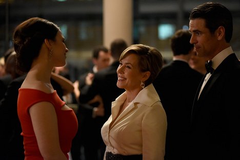 Hayley Atwell, Bess Armstrong, Eddie Cahill - Conviction - Pilot - Photos