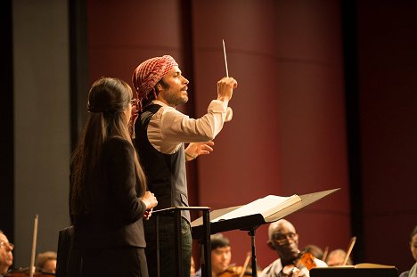 Gael García Bernal - Mozart in the Jungle - Silent Symphony - De la película