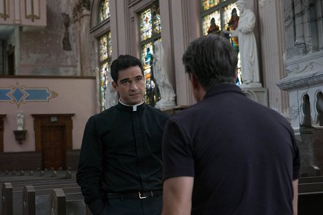 Alfonso Herrera - The Exorcist - Chapter Three: Let 'Em In - Photos