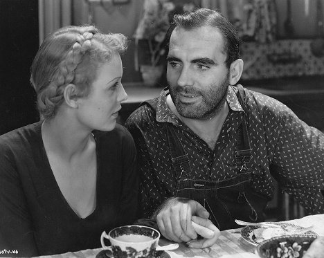 Gloria Stuart, Pat O'Brien - Laughter in Hell - Filmfotos