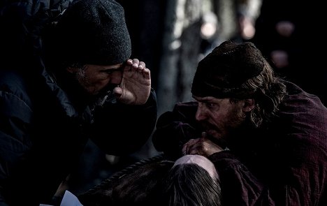 Alejandro González Iñárritu, Leonardo DiCaprio, Tom Hardy - REVENANT Zmrtvýchvstání - Z natáčení