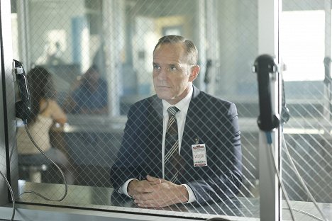 Clark Gregg - Agents of S.H.I.E.L.D. - Let Me Stand Next to Your Fire - Photos