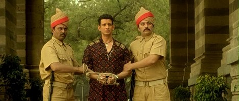 Sharman Joshi - 1920 London - Van film