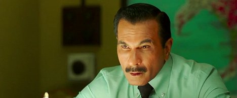 Pavan Malhotra - Rustom - Do filme