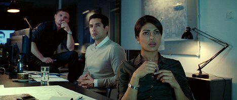 Florian Lukas, Sahil Shroff, Priyanka Chopra Jonas - Don 2 - De la película