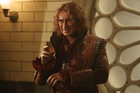 Robert Carlyle - Once Upon a Time - Strange Case - Photos