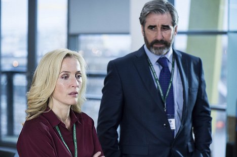 Gillian Anderson, John Lynch - The Fall - The Hell Within Him - Photos