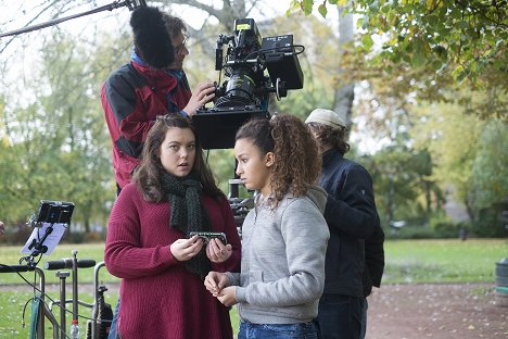 Héloïse Martin, Oulaya Amamra - Tamara - De filmagens