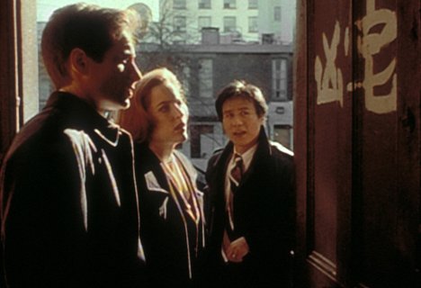 David Duchovny, Gillian Anderson, BD Wong - Akta X - Pekelné peníze - Z filmu