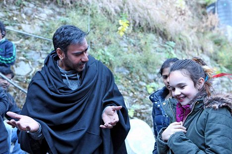 Ajay Devgan, Abigail Eames - Shivaay - Tournage