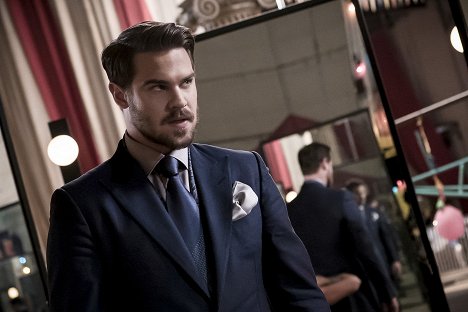 Grey Damon - The Flash - The New Rogues - Photos