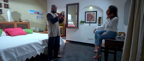 Jayasurya, Pearle Maaney - Pretham - De la película