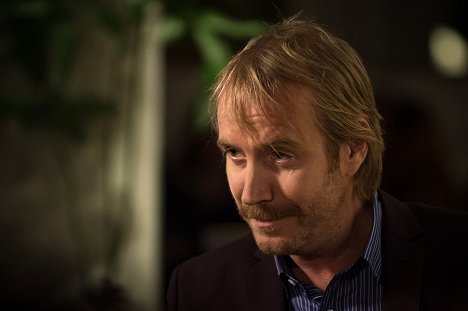 Rhys Ifans - Elementary - Blood Is Thicker - Photos