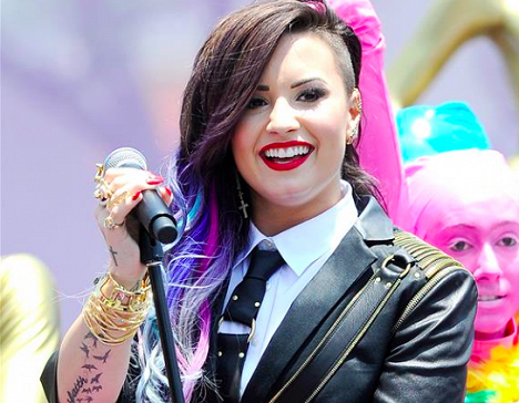 Demi Lovato - Demi Lovato feat. Cher Lloyd: Really Don't Care - Photos