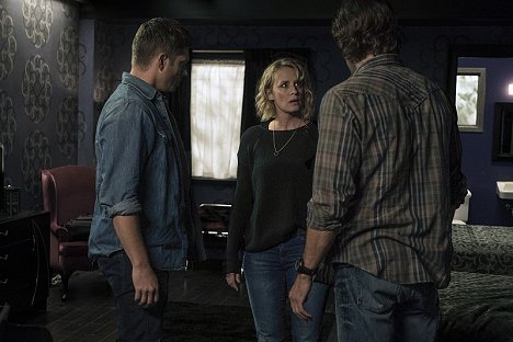 Jensen Ackles, Samantha Smith - Supernatural - Die Krippe - Filmfotos