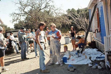 Ken Olandt, Mark Holton, Jennifer Aniston - Leprechaun - Making of