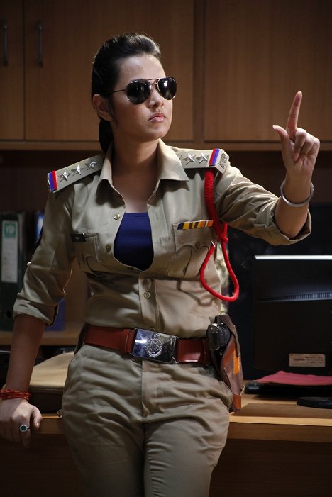 Priyanka Kothari - Bullet Rani - De la película