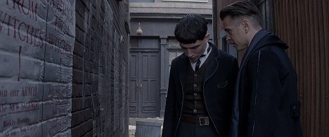 Ezra Miller, Colin Farrell - Fantastic Beasts and Where to Find Them - Van film
