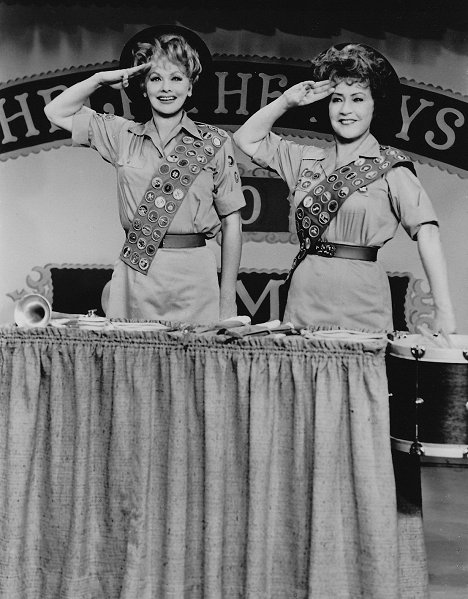 Lucille Ball, Ethel Merman - The Lucy Show - Lucy Teaches Ethel Merman to Sing - Van film