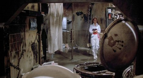 Beverly Randolph - Return of the Living Dead - Verdammt, die Zombies kommen - Filmfotos