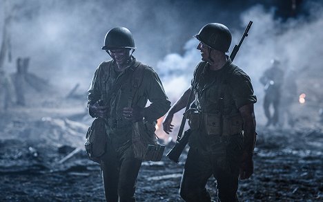 Andrew Garfield - Hacksaw Ridge - Aseeton sotilas - Kuvat elokuvasta