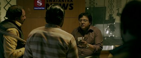 Nitish Pandey - Madaari - Van film