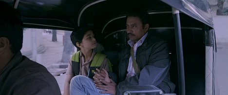 Kedar Bagaria, Irrfan Khan - Madaari - De la película