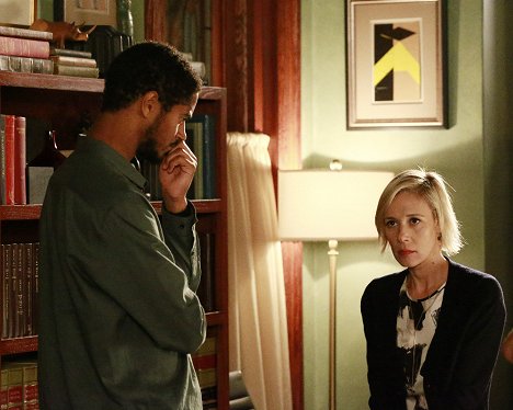 Alfred Enoch, Liza Weil - How to Get Away with Murder - Call It Mother's Intuition - Photos