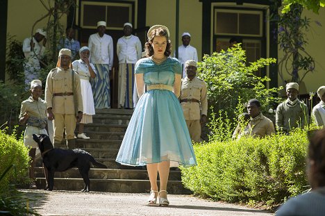 Claire Foy - The Crown - Hyde Park Corner - Photos