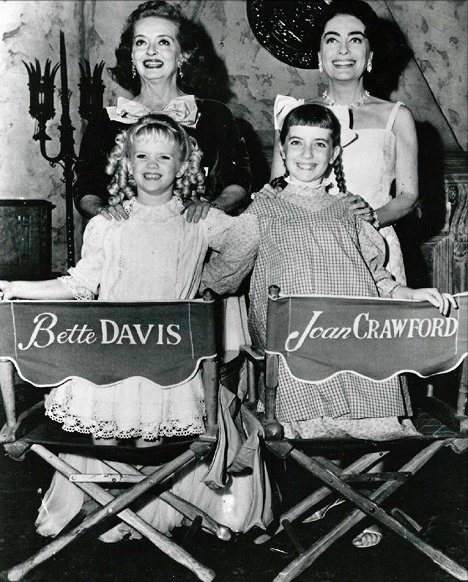 Bette Davis, Julie Allred, Gina Gillespie, Joan Crawford