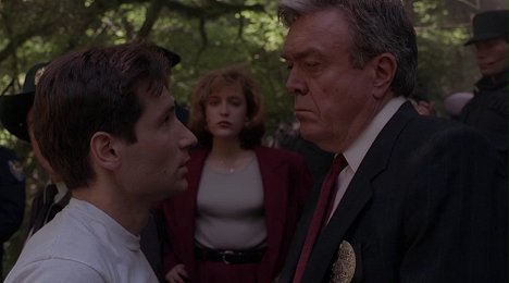 David Duchovny, Wayne Tippit - The X-Files - Salaiset kansiot - The Jersey Devil - Kuvat elokuvasta